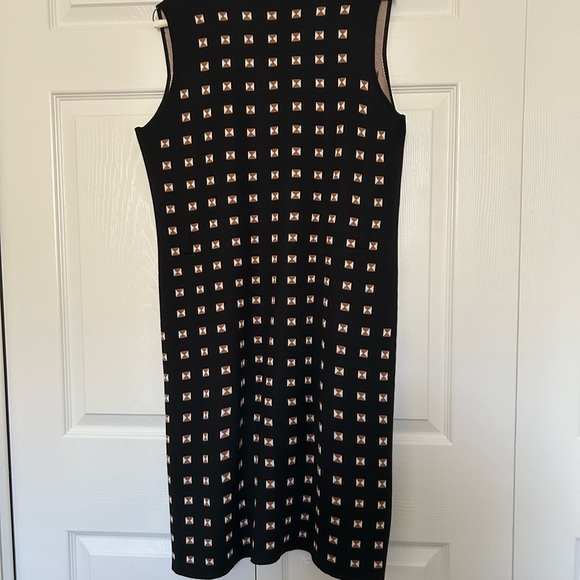 Hermes Black Medor Smart Silk Dress, sized 42 w/Unattached Self Belt EUC - Picture 3 of 7